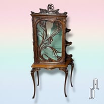 Découverte du métier d'ébéniste spécialisé en restauration de mobilier