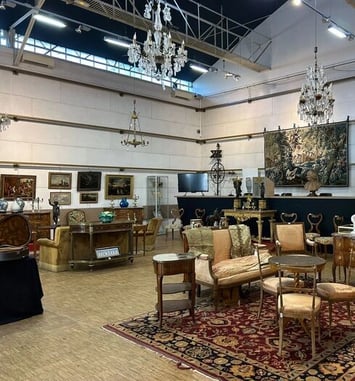 Visite d'une maison de ventes aux enchères