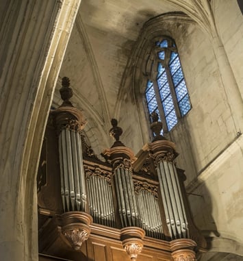 Découvrir les secrets d'un orgue à travers l'orgue historique de Houdan