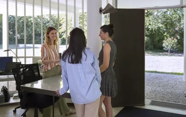 Regards de femmes : photographie et création à la Villa