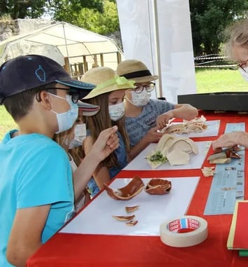 Atelier découverte du métier de céramologue pour les enfants