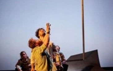Immaqaa, Ici Peut-Être