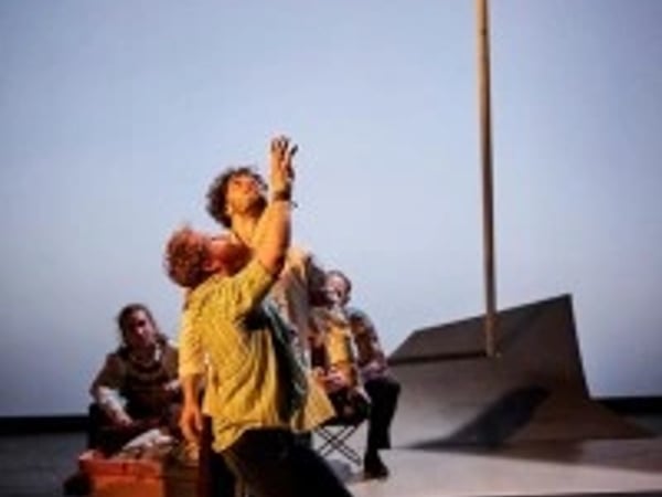 Immaqaa, Ici Peut-Être
