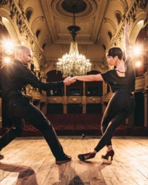 FEET (une histoire des danses jazz)