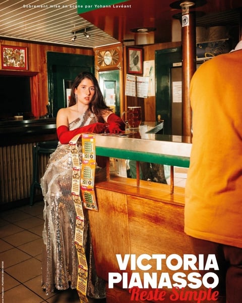 Victoria Pianasso dans Reste Simple